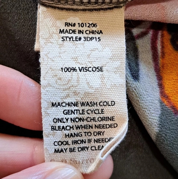 Soft Surroundings Provencia Floral Dress PS Handkerchief Hemline - Picture 10 of 10